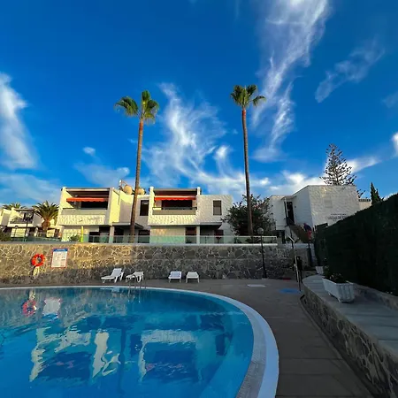 Modern Americas Troya